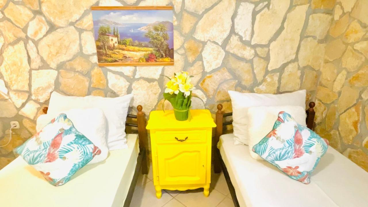 Colorful And Happy Apartment Sukosan - With Parking Dış mekan fotoğraf